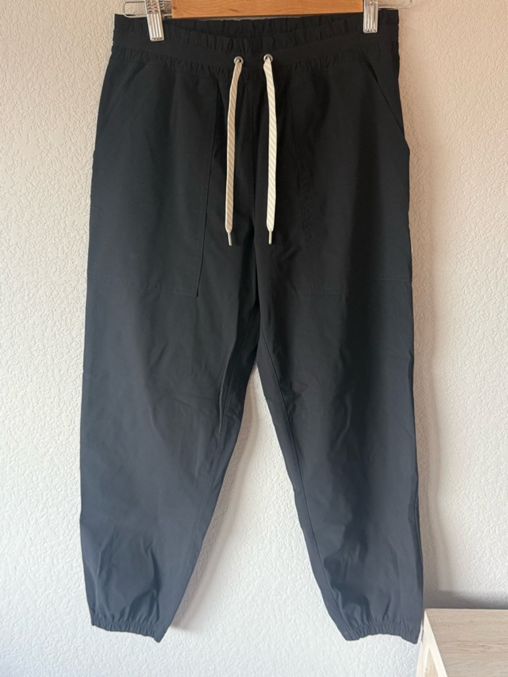 Vuori Women’s Miles Jogger Black Size Small